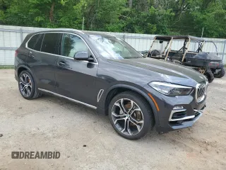 2021 BMW X5 xDrive40i z VIN 5UXCR6C0XM9E79726, wystawiony jako Copart lot #53889335 z przebiegiem 64 221 mil mil oraz Szkoda całkowita • Salvage title. Historia ofert i sprzedaży dostępna na DreamBid. Obrazek 4.