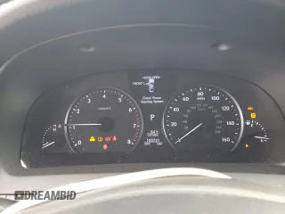 2017 Lexus LS 460 z VIN JTHCL5EF2H5029088, wystawiony jako Copart lot #53585065 z przebiegiem 100 721 mil mil oraz Szkoda całkowita • Salvage title. Historia ofert i sprzedaży dostępna na DreamBid. Obrazek 9.