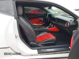 2016 Chevrolet Camaro 2SS with VIN 1G1FH1R72G0168198, listed as a IAAI auction lot 41784155 with 84,146 mi miles and . Bid and sale history available at DreamBid. Image 5.