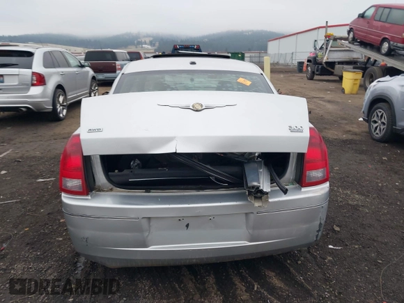 2006 Chrysler 300 Touring with VIN 2C3KK53G36H417291, listed as a IAAI auction lot 41031790 with Not Provided miles and . Bid and sale history available at carsss.com. Image 15.