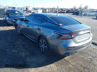 2020 Nissan Maxima SV with VIN 1N4AA6CV4LC360876, listed as a IAAI auction lot 41807015 with 82,638 mi miles. Bid and sale history available at carsss.com. Image 3.
