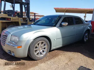 2006 Chrysler 300 C with VIN 2C3LA63H46H290377, listed as a IAAI auction lot 42035128 with 103,847 mi miles and . Bid and sale history available at carsss.com. Image 2.