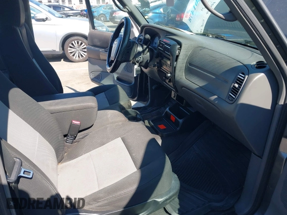 2008 Ford Ranger XL z VIN 1FTYR14U08PA55725, wystawiony jako IAAI lot #42201478 z przebiegiem 107 207 mil mil oraz . Historia ofert i sprzedaży dostępna na DreamBid. Obrazek 5.