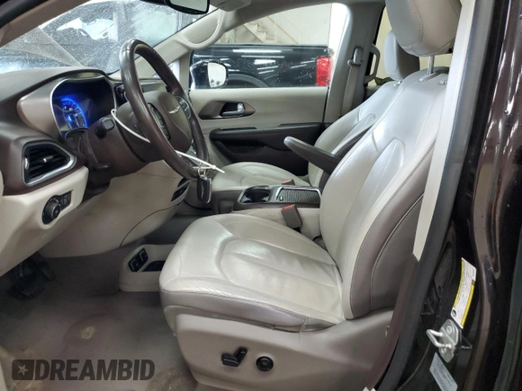2017 Chrysler Pacifica Touring L Plus with VIN 2C4RC1EG6HR559922, listed as a Copart auction lot 53057505 with 131,322 mi miles and Clean Title. Bid and sale history available at DreamBid. Image 7.