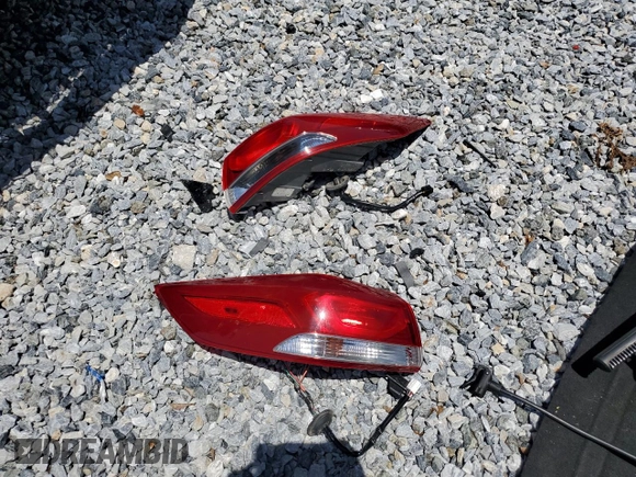 2017 Hyundai Elantra SE z VIN 5NPD84LF0HH063003, wystawiony jako Copart lot #56899785 z przebiegiem 167 502 mil mil oraz Szkoda całkowita • Salvage title. Historia ofert i sprzedaży dostępna na DreamBid. Obrazek 12.