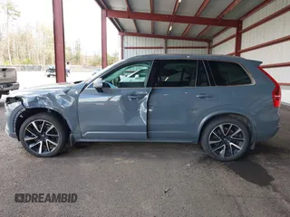 2020 Volvo XC90 Momentum with VIN YV4A221K4L1546483, listed as a IAAI auction lot 42020882 with 72,375 mi miles and . Bid and sale history available at DreamBid. Image 14.