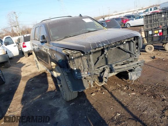 2018 GMC Yukon Denali with VIN 1GKS2CKJ7JR314465, listed as a IAAI auction lot 41763673 with 170,845 mi miles. Bid and sale history available at carsss.com. Image 1.