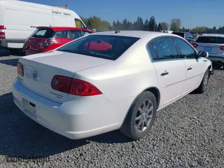 2007 Buick Lucerne V8 CXL with VIN 1G4HR57Y37U158400, listed as a IAAI auction lot 42018135 with 98,965 mi miles. Bid and sale history available at carsss.com. Image 4.