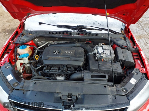 2015 Volkswagen Jetta Sedan 1.8T SE w/Connectivity with VIN 3VWD07AJ9FM347685, listed as a IAAI auction lot 41268666 with 140,861 mi miles. Bid and sale history available at carsss.com. Image 10.