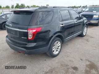 2014 Ford Explorer XLT with VIN 1FM5K7D88EGB89449, listed as a IAAI auction lot 42541102 with 180,205 mi miles and . Bid and sale history available at DreamBid. Image 4.