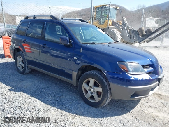 2003 Mitsubishi Outlander XLS with VIN JA4LX41G13U033821, listed as a IAAI auction lot 41784616 with 143,836 mi miles. Bid and sale history available at carsss.com. Image 1.