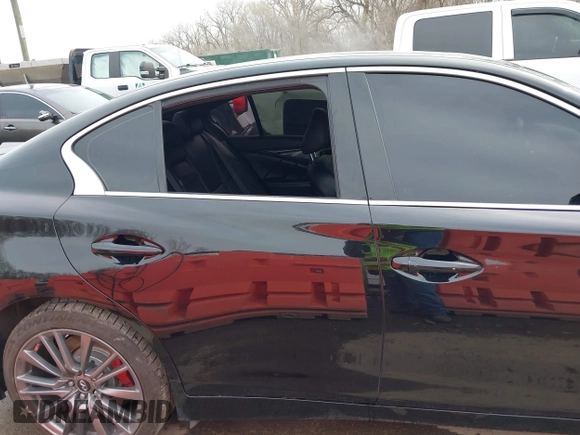 2018 Infiniti Q50 RED SPORT 400 with VIN JN1FV7AR7JM481279, listed as a IAAI auction lot 41850295 with 75,807 mi miles. Bid and sale history available at carsss.com. Image 6.
