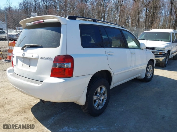 2007 Toyota Highlander with VIN JTEHP21A470189114, listed as a IAAI auction lot 41768588 with 181,542 mi miles. Bid and sale history available at carsss.com. Image 4.