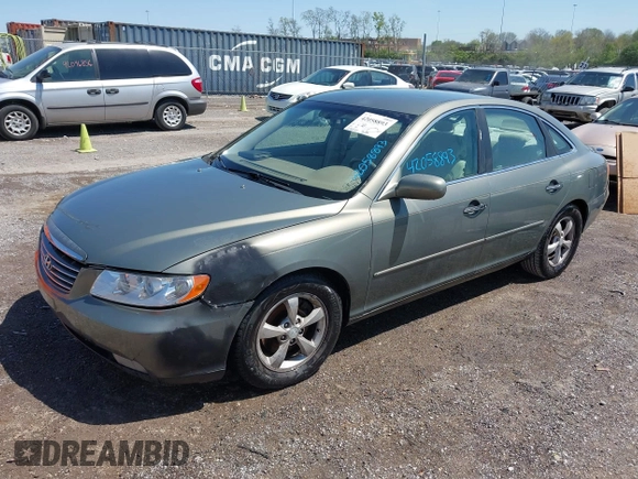 2007 Hyundai Azera SE with VIN KMHFC46F27A139440, listed as a IAAI auction lot 42058893 with 218,540 mi miles. Bid and sale history available at carsss.com. Image 2.