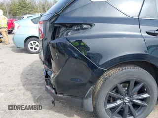 2019 Acura RDX w/Technology Pkg with VIN 5J8TC2H57KL008535, listed as a IAAI auction lot 41940688 with 36,021 mi miles. Bid and sale history available at carsss.com. Image 19.