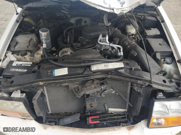 2001 GMC Sonoma SLS w/1SG Pkg with VIN 1GTCS19WX18124056, listed as a Copart auction lot 73120484 with 166,357 mi miles and Salvage Title. Bid and sale history available at carsss.com. Image 11.