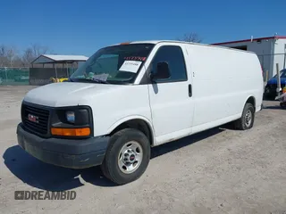 2007 GMC Savana Cargo Van with VIN 1GTGG29V771108947, listed as a IAAI auction lot 41735488 with 216,012 mi miles. Bid and sale history available at carsss.com. Image 2.