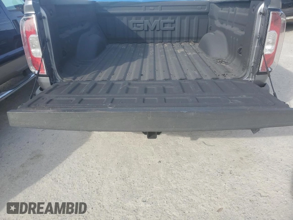 2022 GMC Canyon 2WD Elevation with VIN 1GTG5CEN7N1269717, listed as a Copart auction lot 43230085 with 36,783 mi miles and Non Repairable. Bid and sale history available at carsss.com. Image 6.