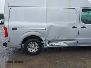 2016 Nissan NV Cargo SV z VIN 1N6BF0LY4GN807205, wystawiony jako IAAI lot #41321682 z przebiegiem 151 759 mil mil oraz . Historia ofert i sprzedaży dostępna na DreamBid. Obrazek 6.