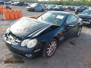 2007 Mercedes-Benz SL 550 с VIN WDBSK71F27F132696, выставлен на аукционе IAAI как лот 42053879 с пробегом 115 093 миль миль и . История ставок и продаж доступна на DreamBid. Изображение 17.