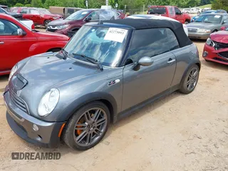 2006 MINI Convertible S with VIN WMWRH33516TF89141, listed as a IAAI auction lot 42273093 with 174,772 mi miles and . Bid and sale history available at DreamBid. Image 17.