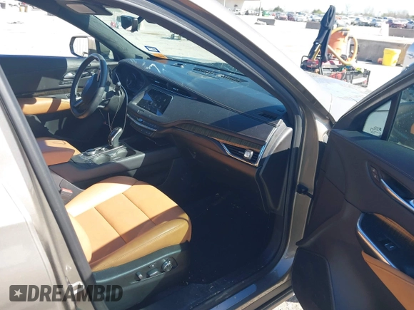 2020 Cadillac XT4 FWD Premium Luxury with VIN 1GYFZCR47LF052986, listed as a IAAI auction lot 41866449 with 56,422 mi miles and . Bid and sale history available at DreamBid. Image 5.