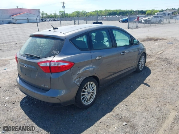 2013 Ford C-Max Hybrid SE with VIN 1FADP5AU7DL550589, listed as a IAAI auction lot 42107729 with 114,796 mi miles. Bid and sale history available at carsss.com. Image 4.