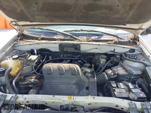 2004 Ford Escape XLT с VIN 1FMYU03104KB41636, выставлен на аукционе IAAI как лот 42489811 с пробегом 117 562 миль миль и . История ставок и продаж доступна на DreamBid. Изображение 10.