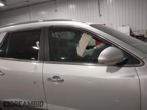 2011 Buick Enclave CXL-1 with VIN 5GAKVBED4BJ372070, listed as a IAAI auction lot 41891128 with 195,556 mi miles. Bid and sale history available at carsss.com. Image 6.