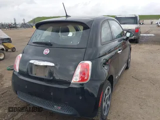 2016 FIAT 500e with VIN 3C3CFFGEXGT221901, listed as a IAAI auction lot 41729467 with 19,742 mi miles. Bid and sale history available at carsss.com. Image 4.