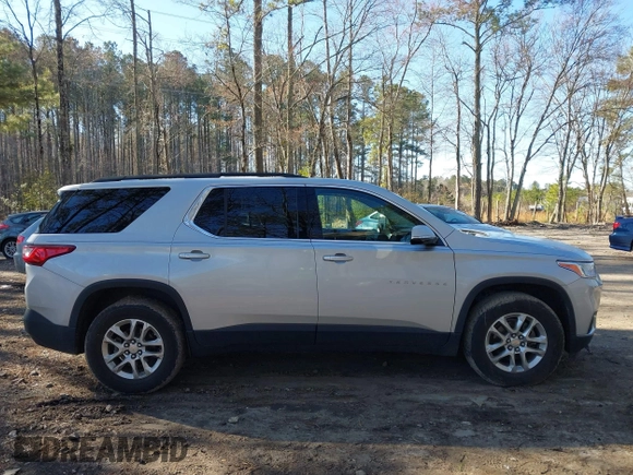 2020 Chevrolet Traverse LT Cloth with VIN 1GNERGKW4LJ215277, listed as a IAAI auction lot 41706394 with 84,762 mi miles. Bid and sale history available at carsss.com. Image 14.