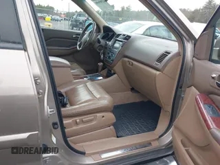 2004 Acura MDX Touring Pkg RES w/Nav with VIN 2HNYD18954H546286, listed as a IAAI auction lot 42009606 with 198,037 mi miles. Bid and sale history available at carsss.com. Image 5.