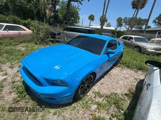 2013 Ford Mustang GT with VIN 1ZVBP8CF1D5215654, listed as a Copart auction lot 58816595 with 85,952 mi miles and Salvage title. Bid and sale history available at DreamBid. Image 2.