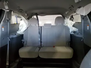 2019 Toyota Sienna LE Auto Access Seat with VIN 5TDKZ3DC6KS012190, listed as a Copart auction lot 54215005 with 70,332 mi miles and Salvage title. Bid and sale history available at DreamBid. Image 10.