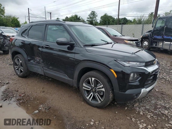 2023 Chevrolet TrailBlazer LT with VIN KL79MRSL9PB189525, listed as a Copart auction lot 66395544 with 17,807 mi miles and Salvage Title. Bid and sale history available at DreamBid. Image 4.