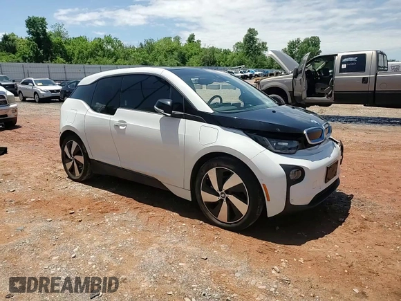 2017 BMW i3 with VIN WBY1Z8C38HV892218, listed as a Copart auction lot 59941365 with 38,313 mi miles and Salvage title. Bid and sale history available at DreamBid. Image 13.