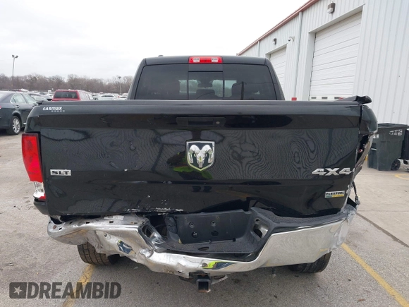 2017 Ram 1500 SLT z VIN 1C6RR7GG7HS704583, wystawiony jako IAAI lot #41080645 z przebiegiem 100 965 mil mil oraz . Historia ofert i sprzedaży dostępna na DreamBid. Obrazek 17.