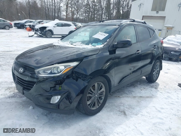 2015 Hyundai Tucson SE with VIN KM8JU3AG2FU103035, listed as a IAAI auction lot 41592256 with 105,792 mi miles. Bid and sale history available at carsss.com. Image 17.