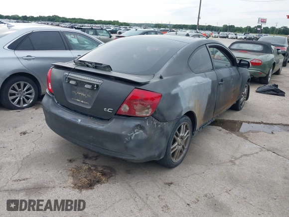 2006 Scion tC z VIN JTKDE177760091894, wystawiony jako IAAI lot #42465468 z przebiegiem 240 821 mil mil oraz . Historia ofert i sprzedaży dostępna na DreamBid. Obrazek 4.