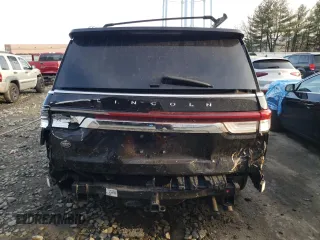 2024 Lincoln Navigator Reserve z VIN 5LMJJ2LG3REL05460, wystawiony jako Copart lot #42491435 z przebiegiem Nie podano mil oraz Szkoda całkowita • Salvage title. Historia ofert i sprzedaży dostępna na DreamBid. Obrazek 6.