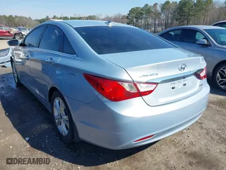 2013 Hyundai Sonata SE with VIN 5NPEC4AC9DH647065, listed as a IAAI auction lot 41636762 with 148,669 mi miles. Bid and sale history available at carsss.com. Image 3.