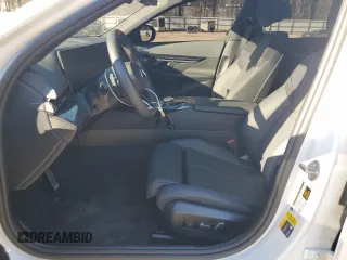 2024 BMW i5 M60 with VIN WBY43FK00RCP86174, listed as a Copart auction lot 45522685 with 7,392 mi miles and Salvage title. Bid and sale history available at DreamBid. Image 7.