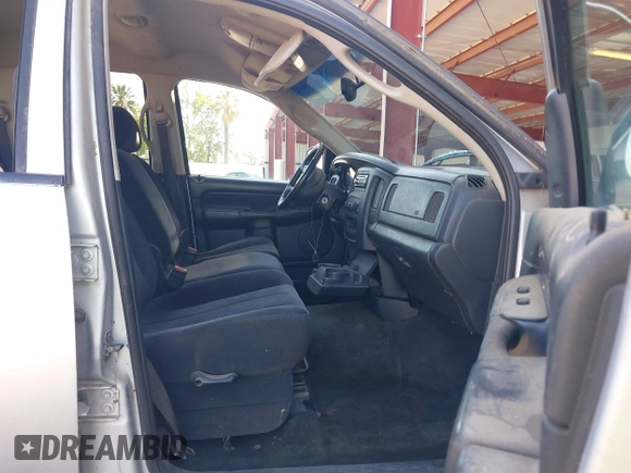 2002 Dodge 1500 with VIN 3D7HA18N82G177700, listed as a IAAI auction lot 42156644 with 202,576 mi miles and . Bid and sale history available at DreamBid. Image 5.