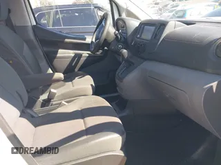 2020 Nissan NV200 S z VIN 3N6CM0KN0LK709242, wystawiony jako IAAI lot #41675882 z przebiegiem 90 395 mil mil oraz . Historia ofert i sprzedaży dostępna na DreamBid. Obrazek 5.