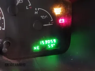 2002 Ford Explorer XLT с VIN 1FMZU73E62ZB66450, выставлен на аукционе IAAI как лот 42409150 с пробегом 153 059 миль миль и . История ставок и продаж доступна на DreamBid. Изображение 7.