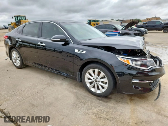 2018 Kia Optima S z VIN 5XXGT4L38JG259032, wystawiony jako Copart lot #59744055 z przebiegiem 73 132 mil mil oraz Szkoda całkowita • Salvage title. Historia ofert i sprzedaży dostępna na DreamBid. Obrazek 4.