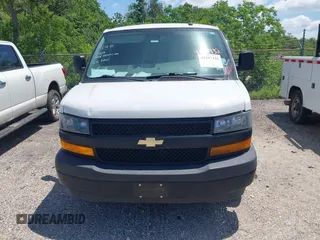 2019 Chevrolet Express Cargo with VIN 1GCWGAFG8K1365250, listed as a IAAI auction lot 42107432 with 192,055 mi miles. Bid and sale history available at carsss.com. Image 12.