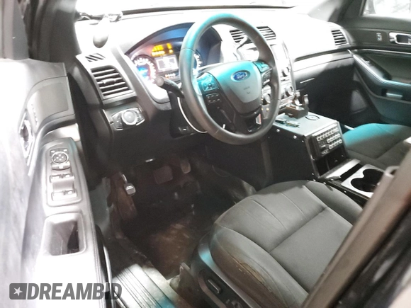 2016 Ford Police Interceptor Utility z VIN 1FM5K8AR7GGB54066, wystawiony jako Copart lot #52110255 z przebiegiem 95 302 mil mil oraz Szkoda całkowita • Salvage title. Historia ofert i sprzedaży dostępna na DreamBid. Obrazek 8.