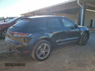 2022 Porsche Macan z VIN WP1AA2A58NLB10516, wystawiony jako Copart lot #77086564 z przebiegiem 26 974 mil mil oraz Czysty tytuł • Clean title. Historia ofert i sprzedaży dostępna na DreamBid. Obrazek 3.