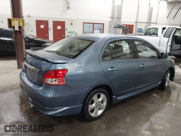 2007 Toyota Yaris with VIN JTDBT903371175510, listed as a IAAI auction lot 41573587 with 218,210 mi miles. Bid and sale history available at carsss.com. Image 4.